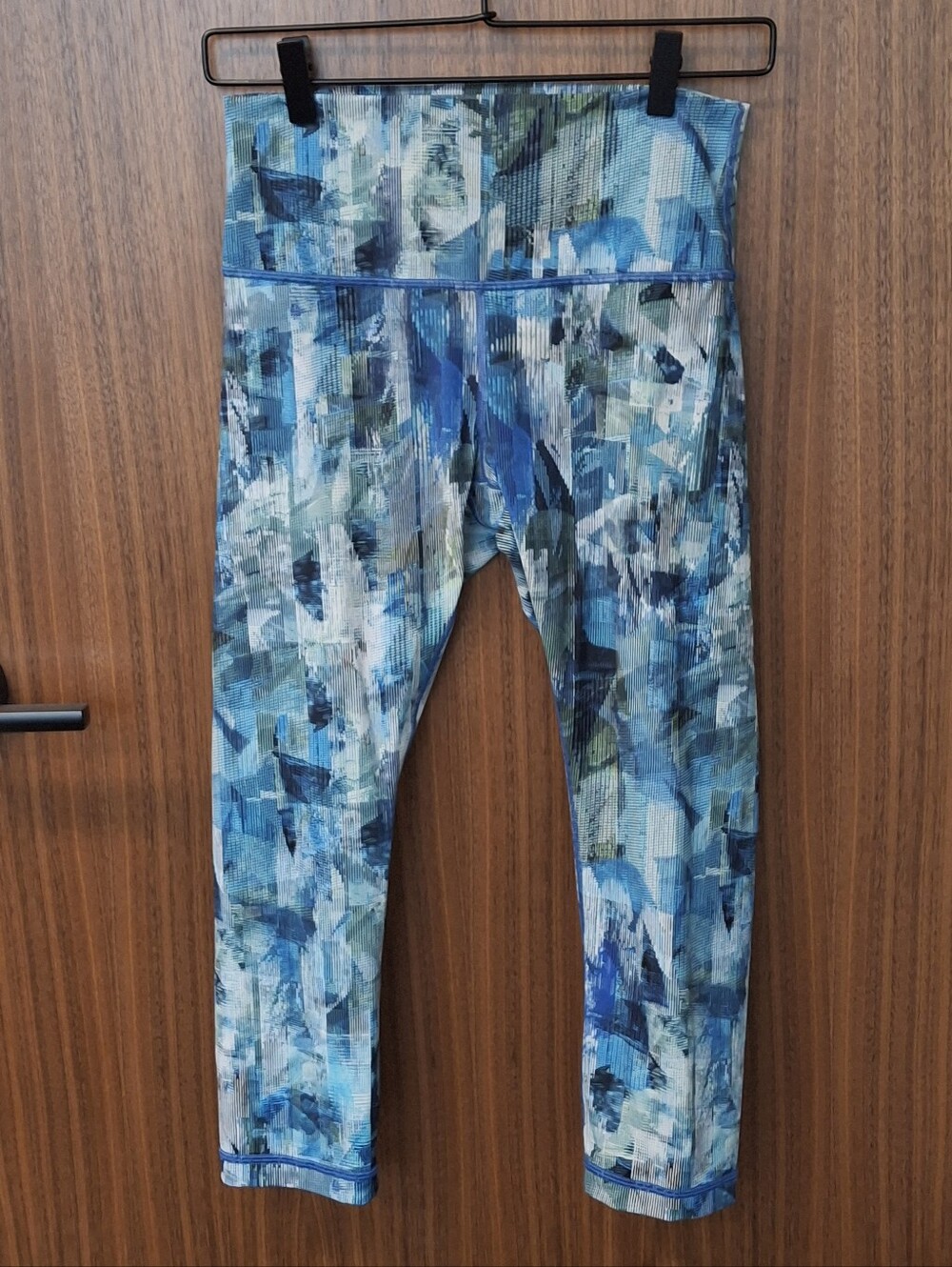 Lululemon Wunder Under Crop (Hi-Rise) 21" Sun Dazed Multi Blue SZ 8